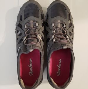 Sketchers Slip-in, color grey, size 9, never worn